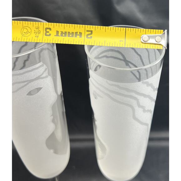 Bridget Dobson Nose to Nose Champagne Glasses. Lot of 2. - Picture 9 of 10